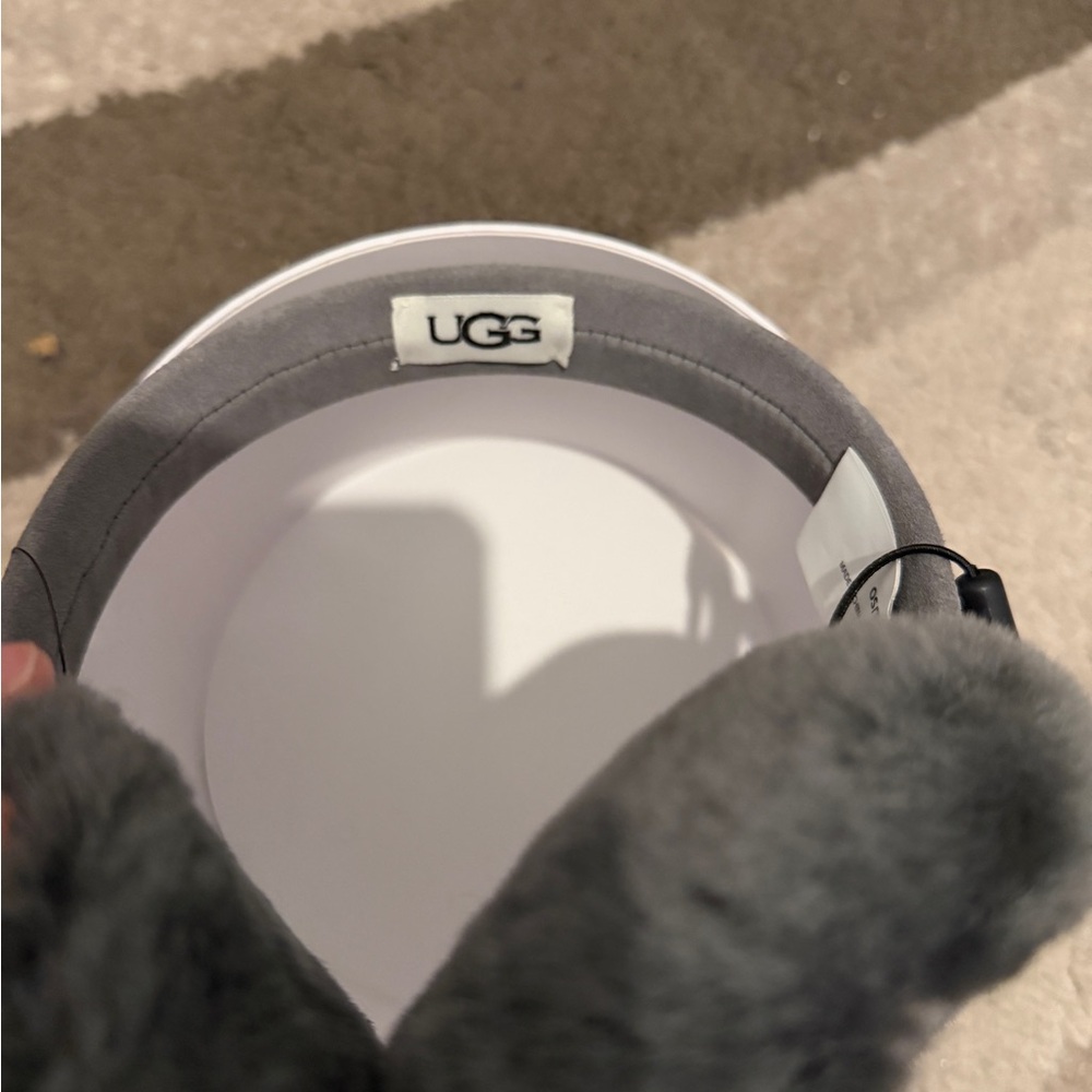 UGG Genuine Dyed Shearling Classic Earmuffs